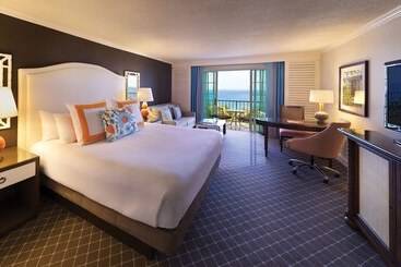 בית מלון כפרי Fairmont Southampton   All Inclusive