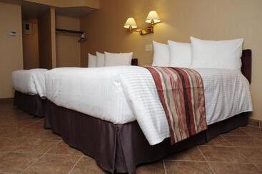 מוטל Rodeway Inn