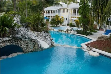 ツーリストアパートメント Sunrise Beach Club And Villas