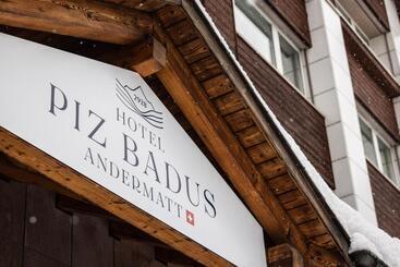 호텔 Piz Badus