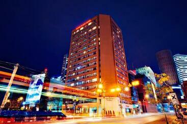 Отель Bond Place