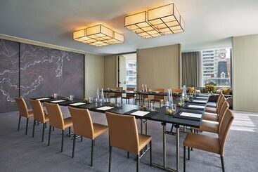 Four Seasons Hotel Toronto