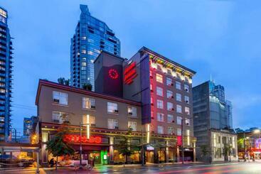 酒店 Howard Johnson By Wyndham Vancouver Downtown