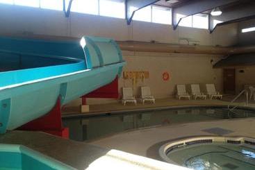 هتل Ramada Yorkton
