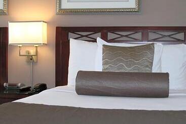 호텔 Red Lion Inn And Suites Victoria