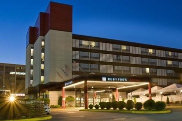 בית מלון כפרי Ruby Foo's