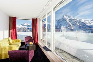 هتل The Excelsior Arosa