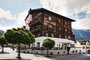 فندق Chesa Grischuna