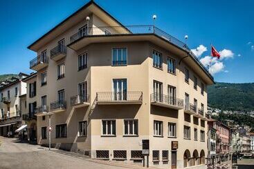 فندق Dell'angelo