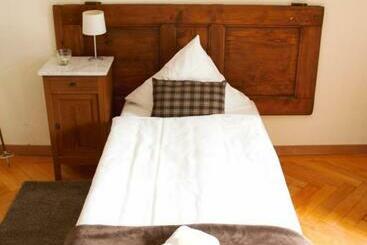 בית מלון כפרי Hoheneck  Self Check In