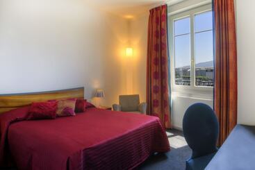 酒店 The Ambassador