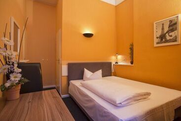 هتل Am Hermannplatz