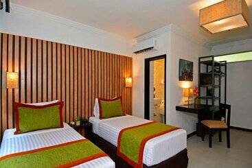 Отель Auténtico