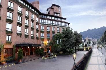 هتل Estelar La Fontana