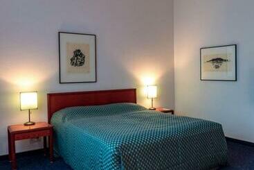 هتل Hecker S  Kurfürstendamm