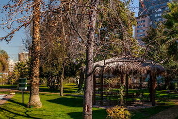 هتل Manquehue Las Condes
