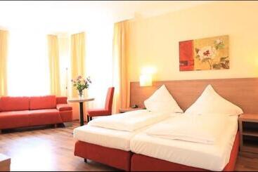 酒店 Marienthal Garni