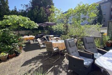 هتل Cascade Superior