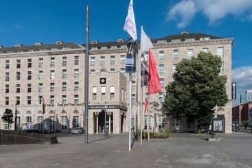 בית מלון כפרי Wyndham Duisburger Hof