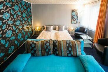 Moselromantik Hotel Zum Löwen