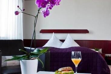 Hotel Neuer Karlshof