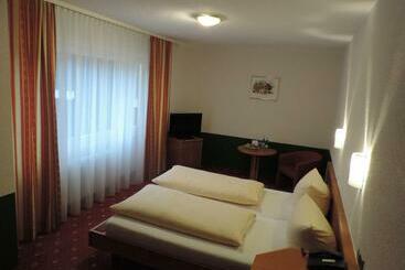 Waldhotel Forellenhof