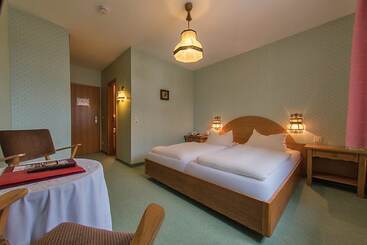 Отель Alpenrose