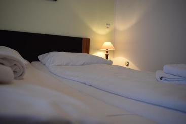 Отель Augustenfelder Hof