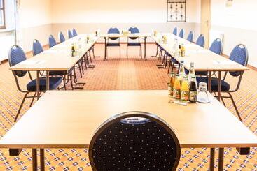 호텔 Sauerlacher Post