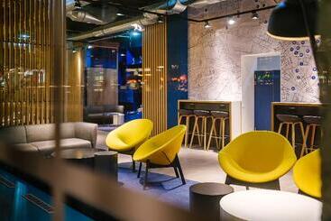 בית מלון כפרי The Student  Dresden