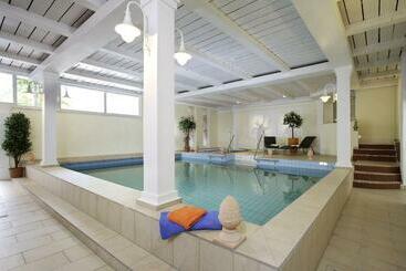 Wirtshaus & Hotel Goldener Greif