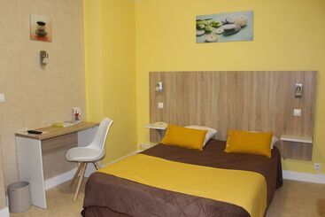 酒店 Auberge De L Orisse Et Iris Hostel