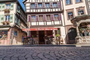 هتل Logis Hôtel De La Cloche