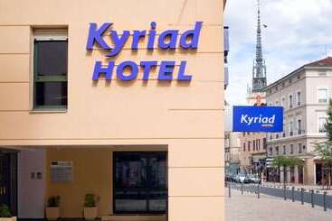 Отель Kyriad Villefranche Sur Saone