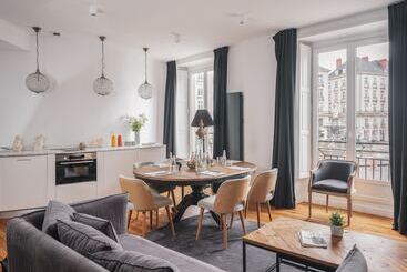 Maisons Du Monde Hotel & Suites   Nantes