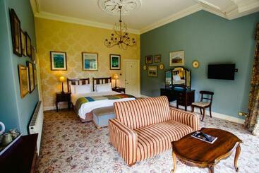 酒店 Rathmullan House