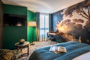 هتل Aigle Noir Fontainebleau Mgallery