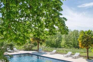 酒店 Logis Hôtel Restaurant Château Bellevue