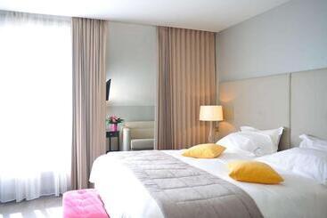 ホテル De l'Universite