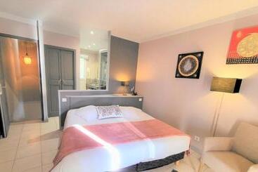 호텔 Domaine Du Val De Sault