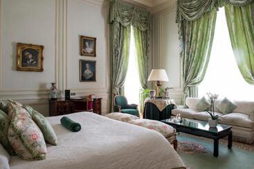 호텔 Domaine Les Crayeres