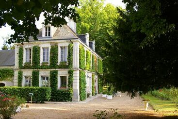 בית מלון כפרי Hostellerie Du Château De L Isle