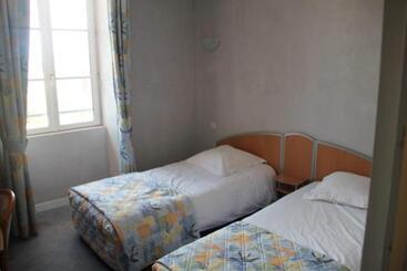 Отель Logis Hôtel De France Restaurant Le Lucullus