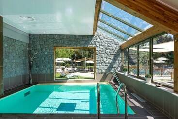 فندق & Spa Les Bartavelles