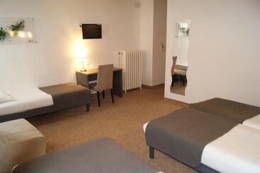 هتل The Originals Boutique, Hôtel Danieli, Avignon