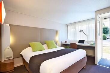 هتل Campanile Limoges Nord