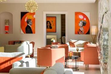 ホテル Domaine De Valmouriane