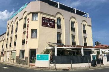 هتل Hôtel La Frégate