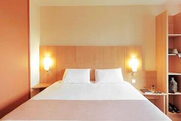 هتل Ibis Avignon Sud