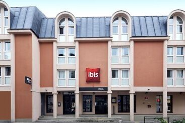 هتل Ibis Château De Fontainebleau